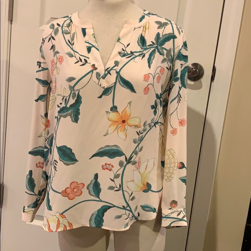 Loft floral blouse- FITS LARGE